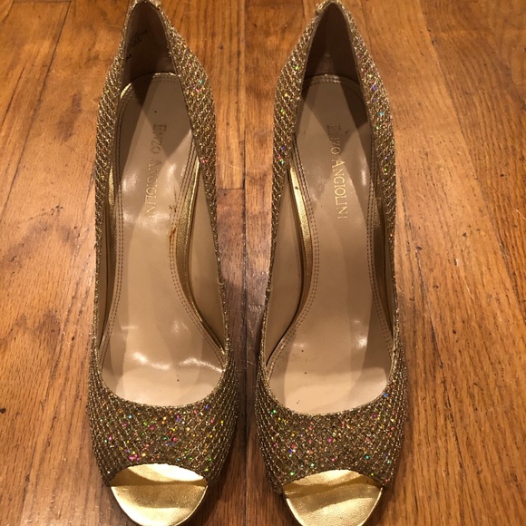 Enzo Angiolini. Size 8.5. Sparky gold heels. - Picture 2 of 4